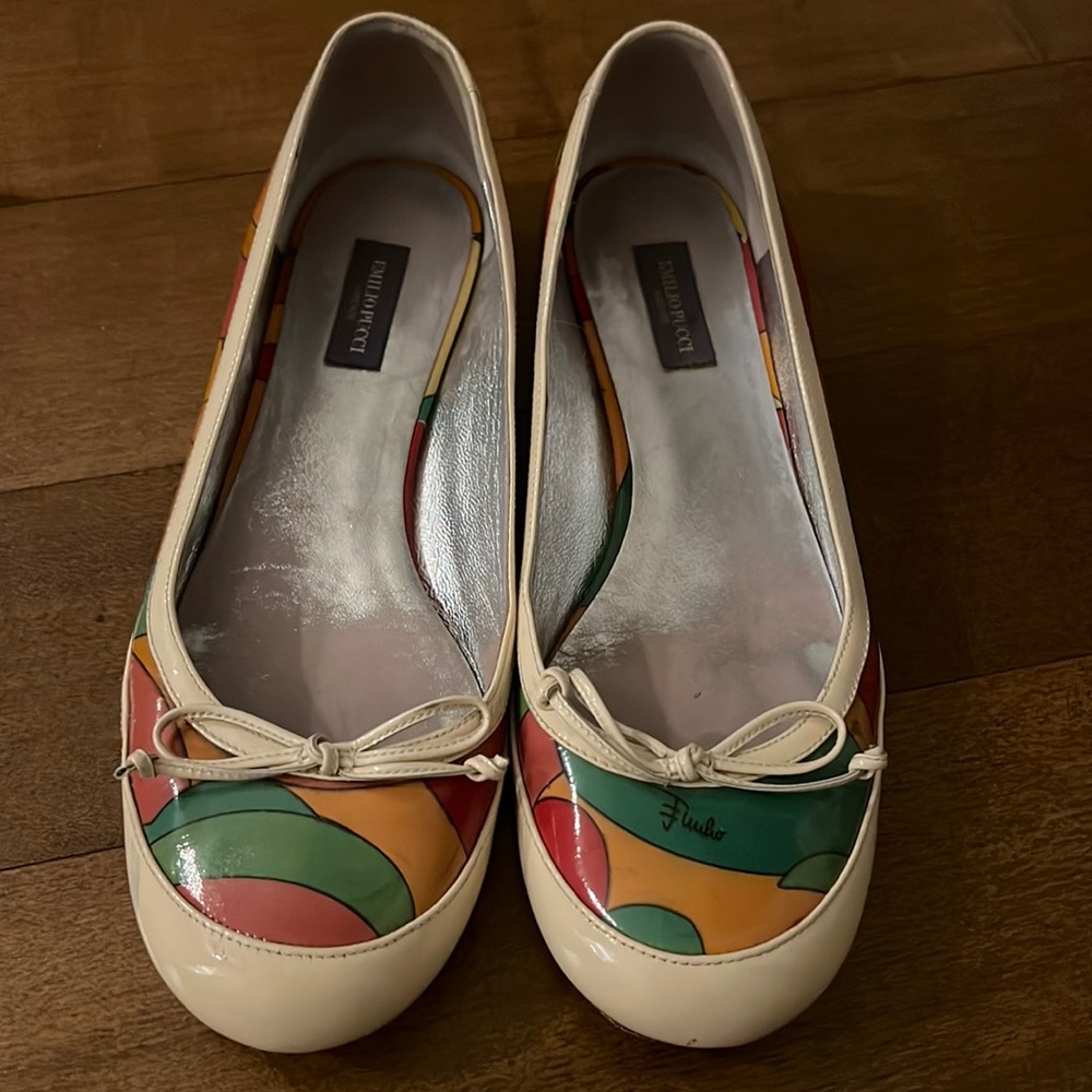 Emilio pucci flats size 37